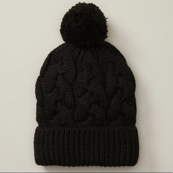 LOVE AND LORE ECO CABLE KNIT POM HAT Black - Picture 2 of 9